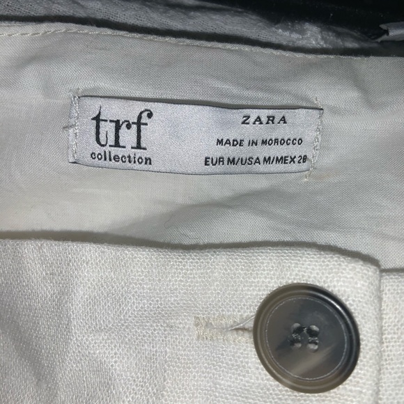 ZARA white buttoned blouse - Picture 2 of 2